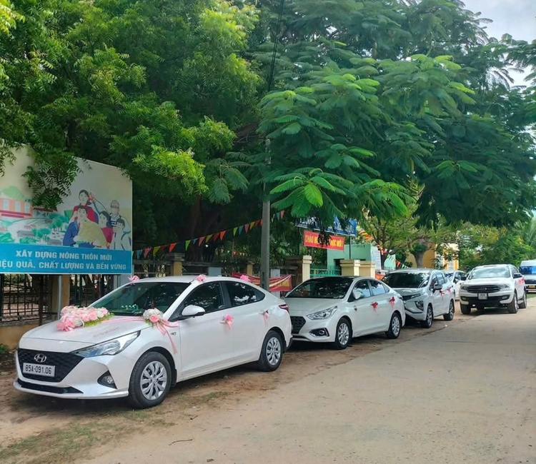 xe du lịch phan rang Thuê Xe Du Lịch Phan Rang 4 Chỗ