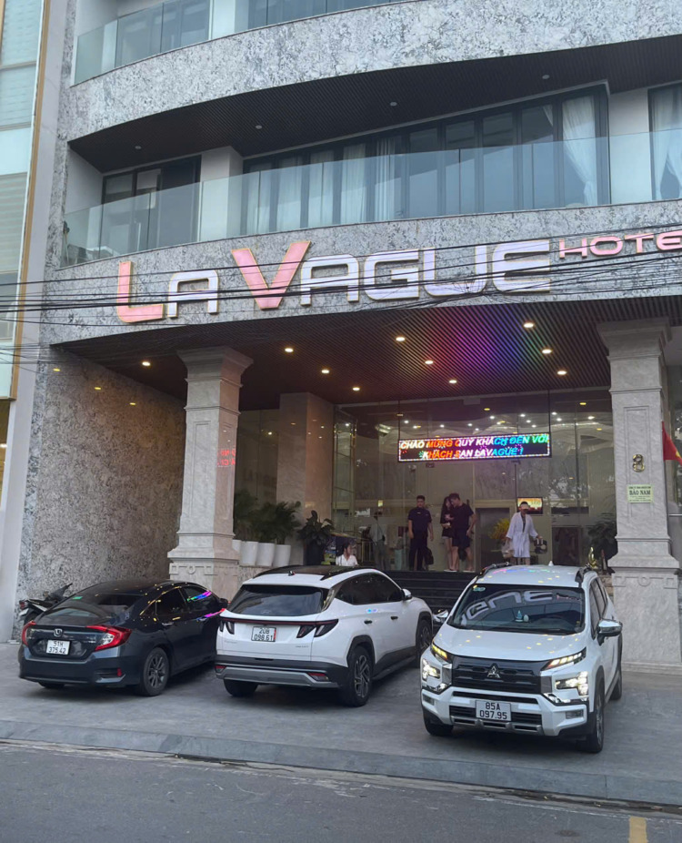 Thuê xe Nha Trang đi Vĩnh Hy giá rẻ